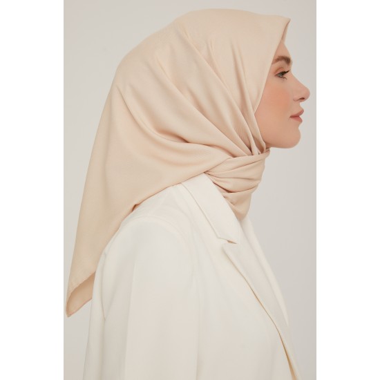 ARMİNE SPORT EŞARP DÜZ FON 769