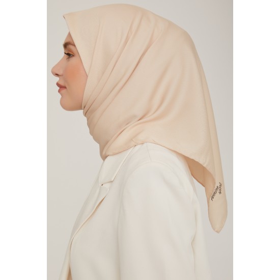 ARMİNE SPORT EŞARP DÜZ FON 769